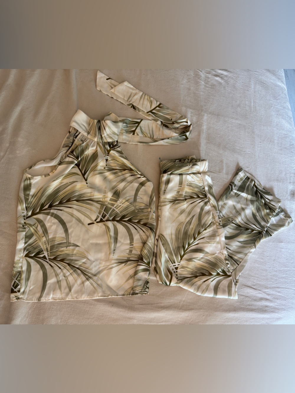 Rachel Zoe Tropical Palm Print Two-Piece pant and tank top Set